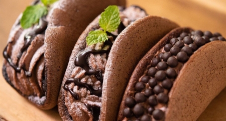 Chocolate Egg Cake